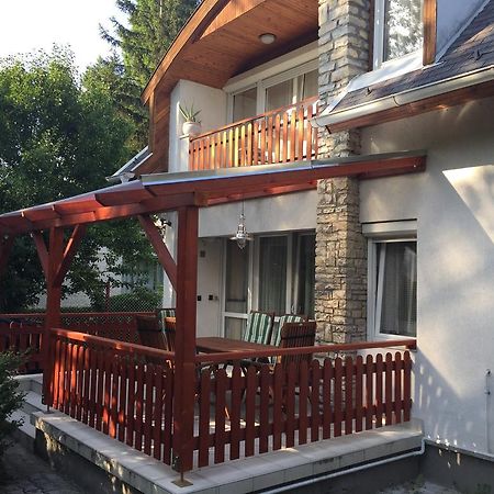 Sirály Apartman Balatonfůzfő Kültér fotó