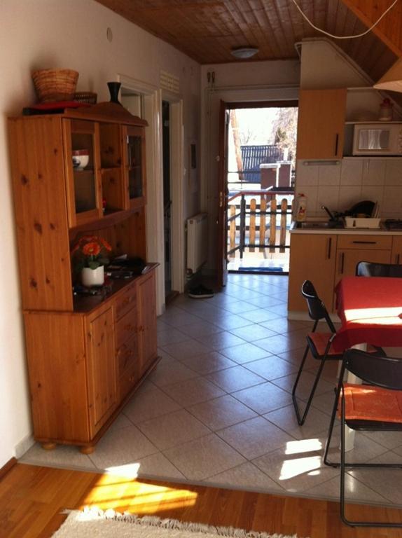 Sirály Apartman Balatonfůzfő Szoba fotó